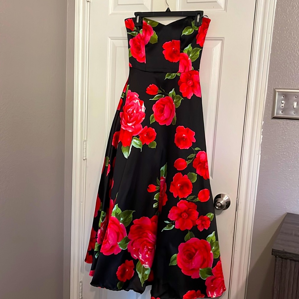 B Darlin Black with Red Flowers Prom Dress